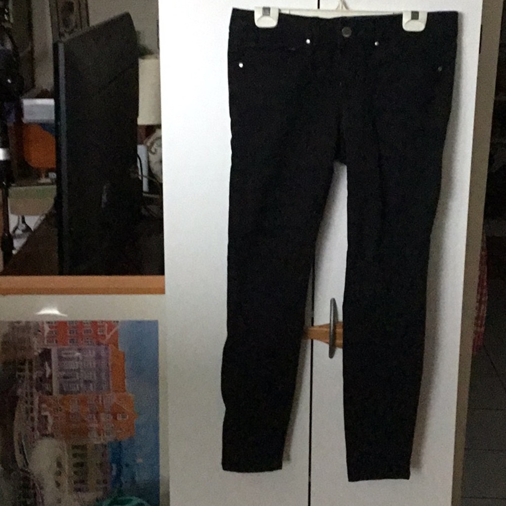 Black Gap always skinny jeans 5 items for $20❤️